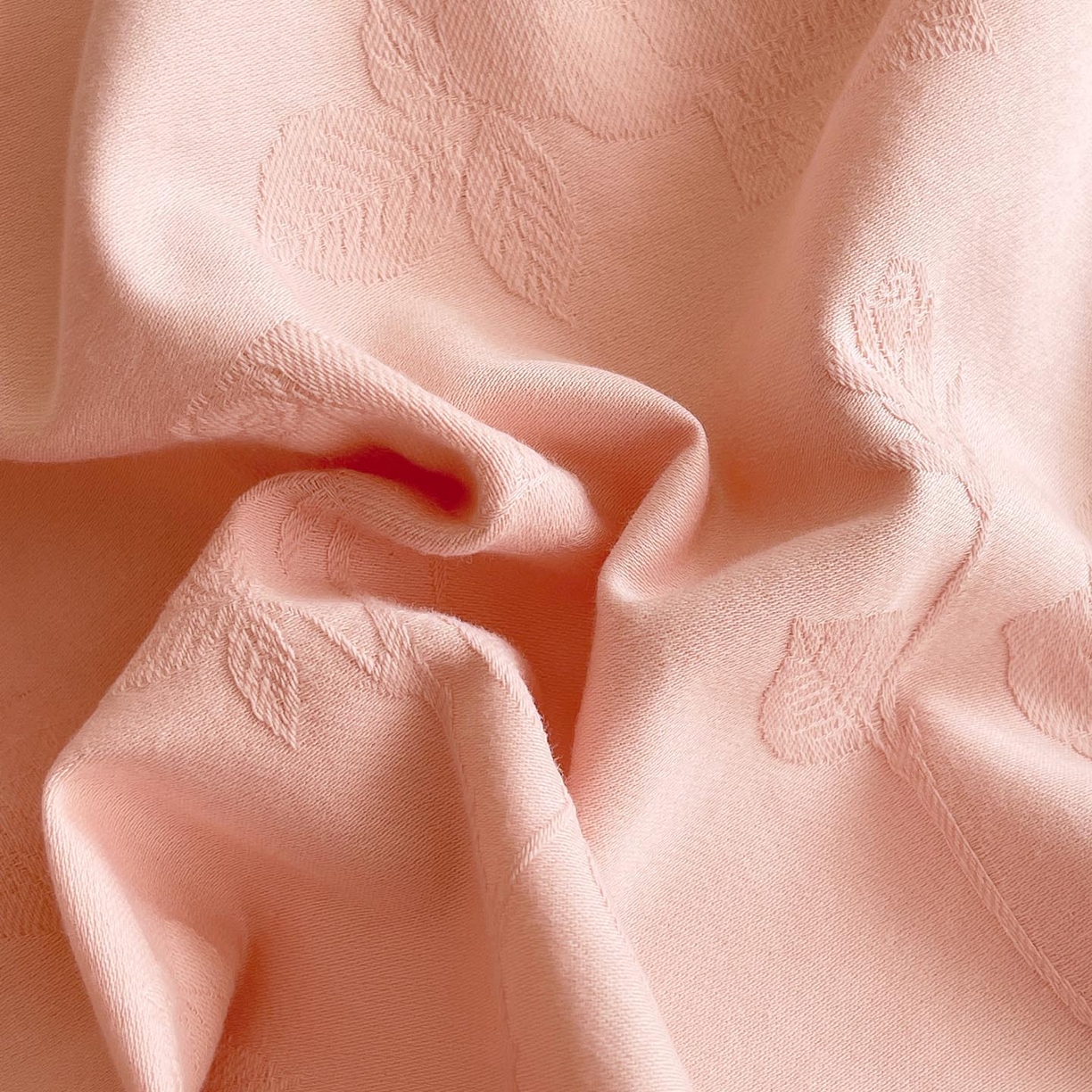 91家纺网 家纺一手货源 找家纺 帅露家纺 2026新款A类全棉纯棉亮面浮雕提花四件套 岁月留声-唯美粉