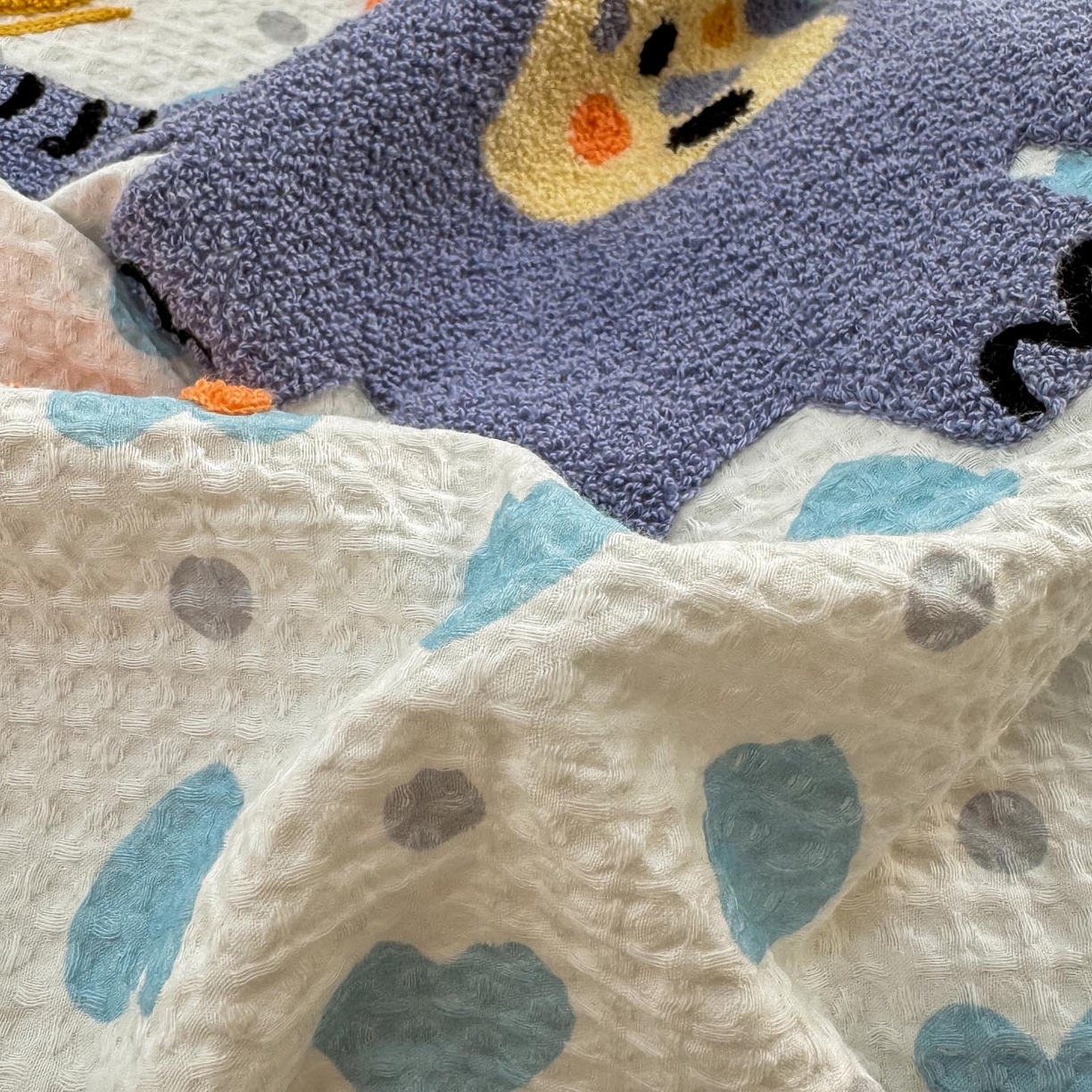 91家纺网 家纺一手货源 找家纺 （总）帅露家纺 2026新款全棉纯棉华夫格毛巾绣四件套