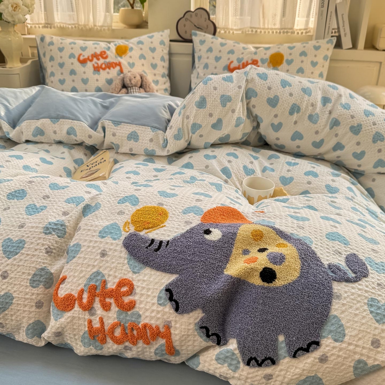 91家纺网 家纺一手货源 找家纺 帅露家纺 2026新款全棉纯棉华夫格毛巾绣四件套 爱心肥仔