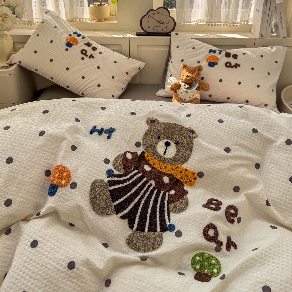 91家纺网 家纺一手货源 找家纺 帅露家纺 2026新款全棉纯棉华夫格毛巾绣四件套 波点熊