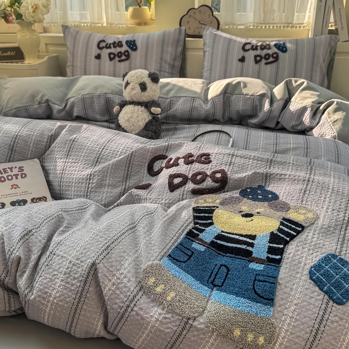 91家纺网 家纺一手货源 找家纺 帅露家纺 2026新款全棉纯棉华夫格毛巾绣四件套 文艺牛仔