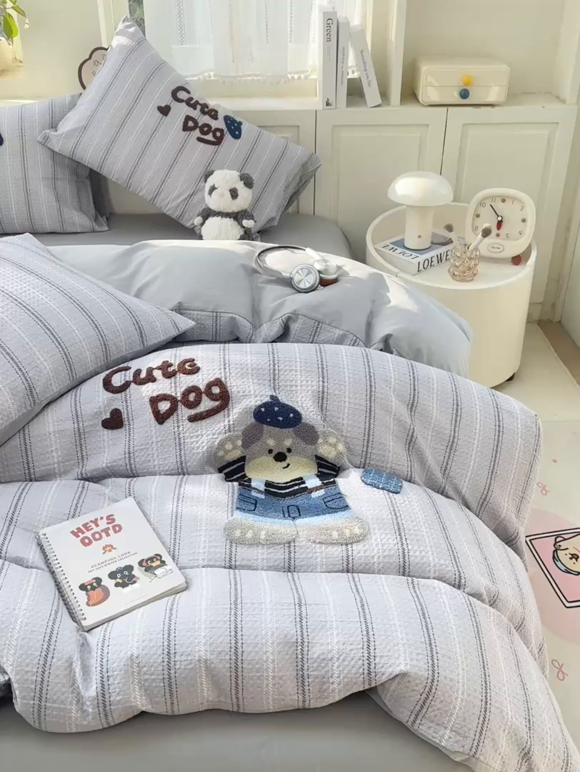 91家纺网 家纺一手货源 找家纺 帅露家纺 2026新款全棉纯棉华夫格毛巾绣四件套 文艺牛仔