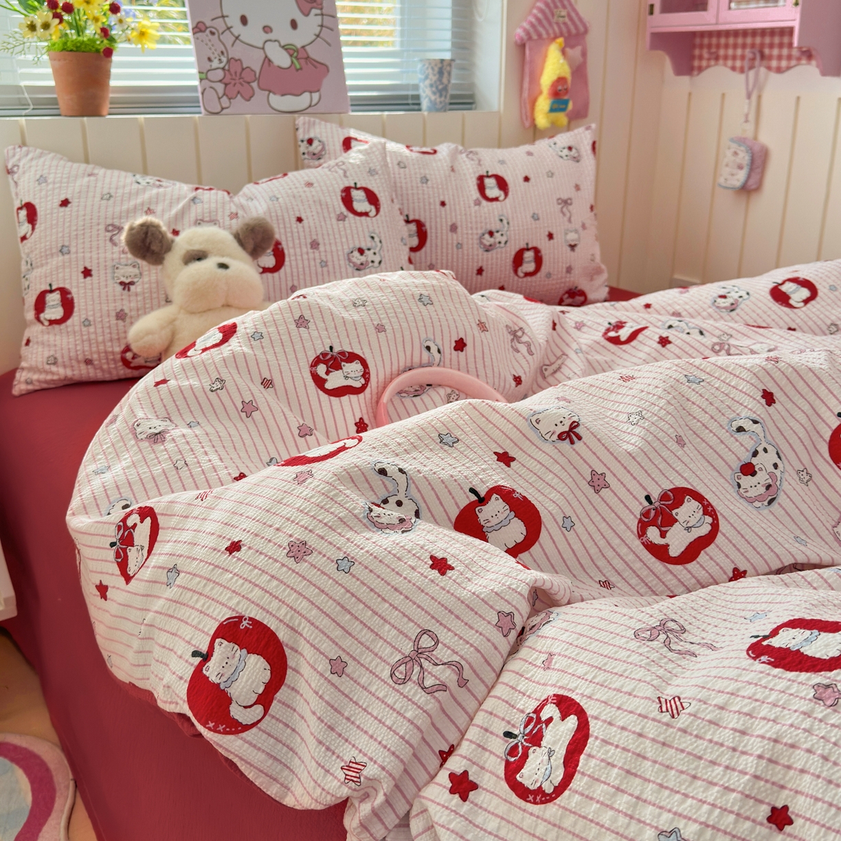 91家纺网 家纺一手货源 找家纺 奈颜 2026新款A类泡芙纱印花四件套学生宿舍三件套-卡通印花系列 苹果小狗