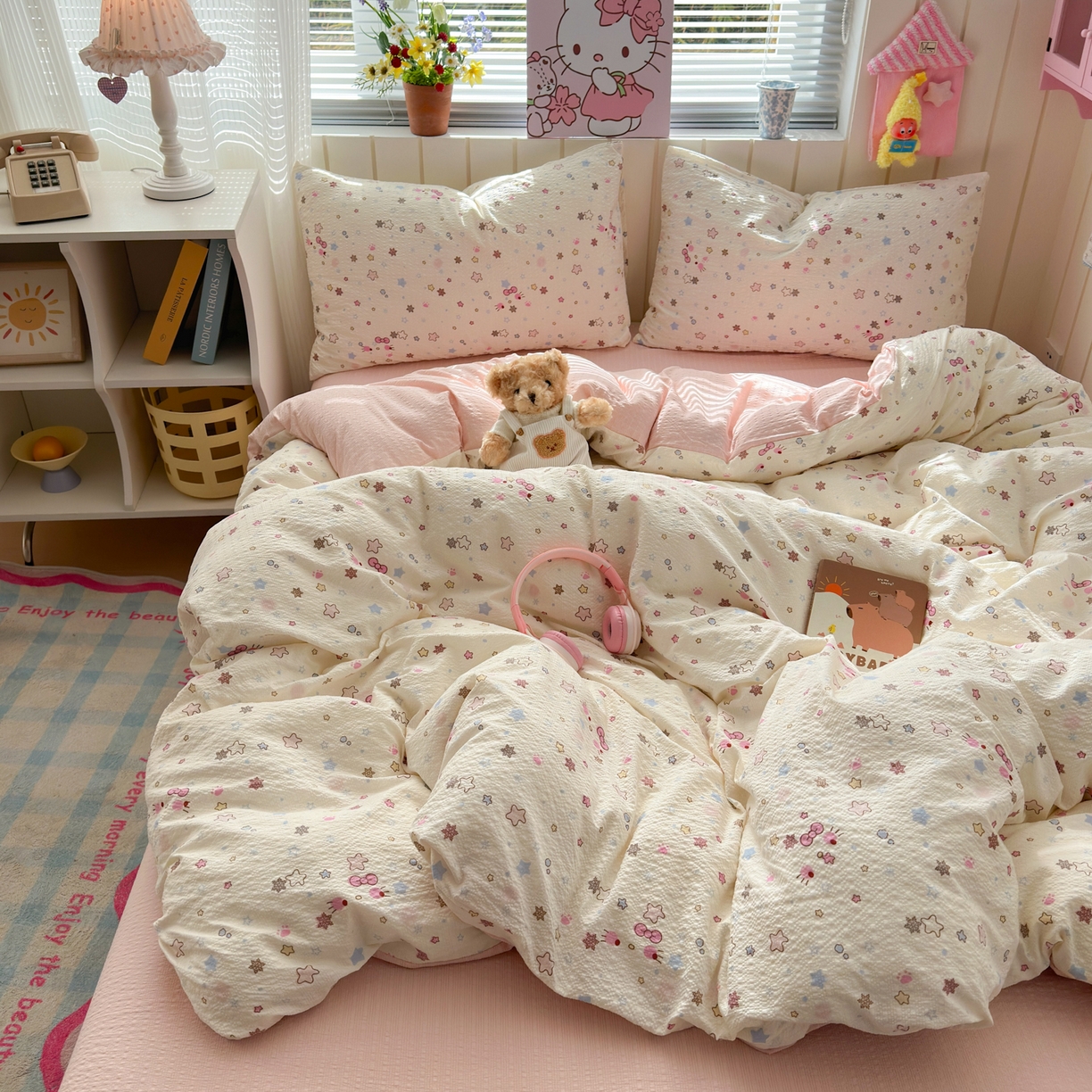 91家纺网 家纺一手货源 找家纺 奈颜 2026新款A类泡芙纱印花四件套学生宿舍三件套-卡通印花系列 躲猫猫