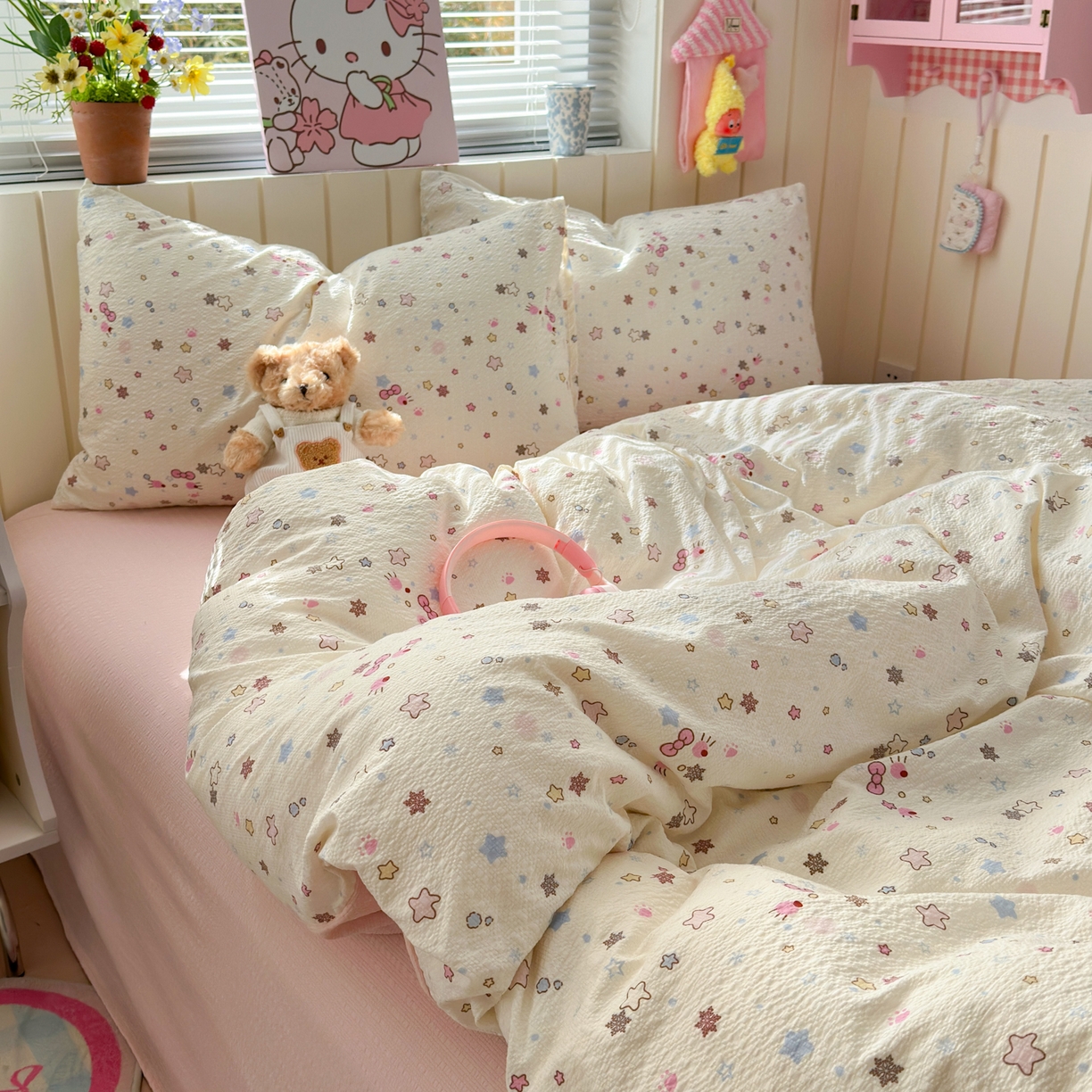 91家纺网 家纺一手货源 找家纺 奈颜 2026新款A类泡芙纱印花四件套学生宿舍三件套-卡通印花系列 躲猫猫