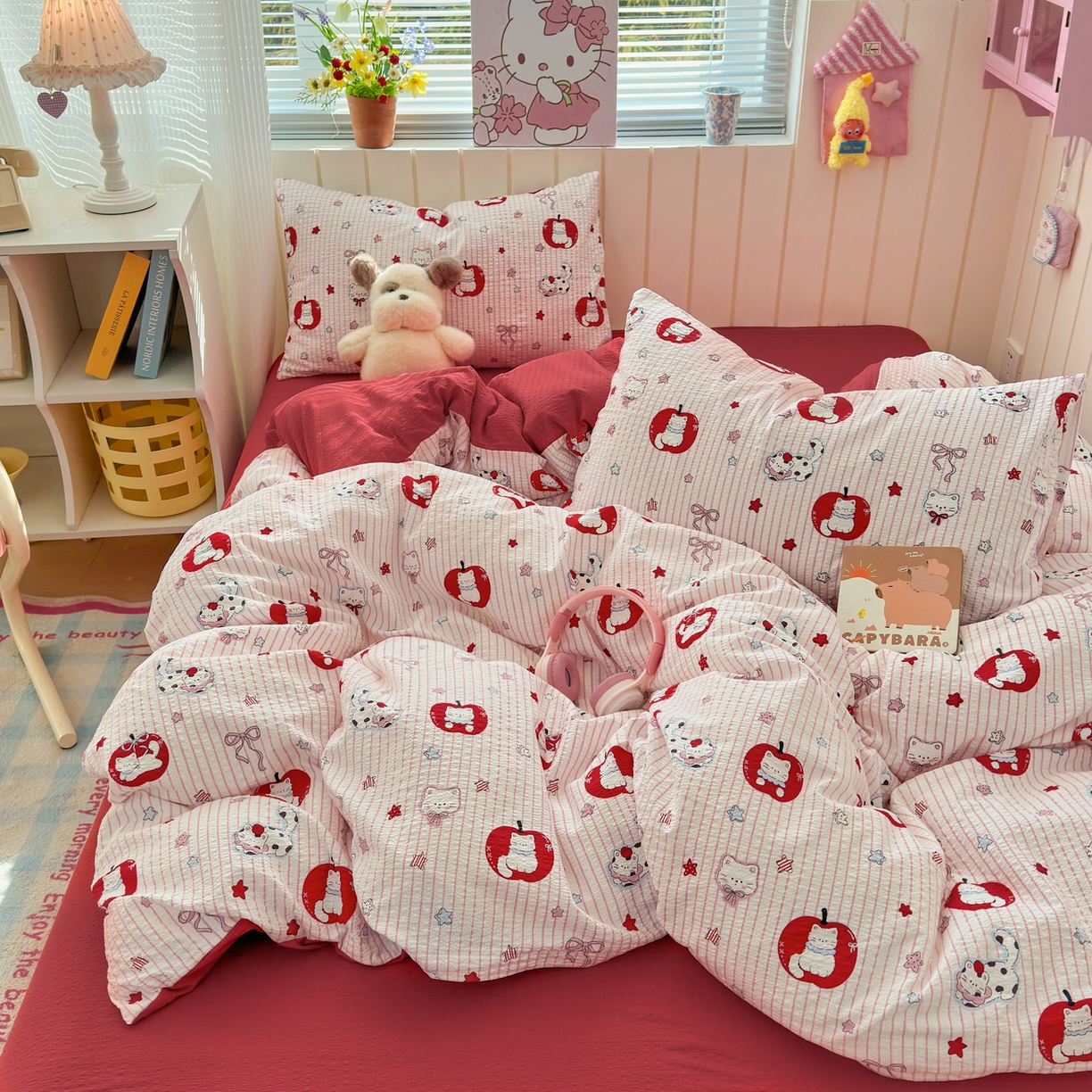 91家纺网 家纺一手货源 找家纺 奈颜 2026新款A类泡芙纱印花四件套学生宿舍三件套-卡通印花系列 苹果小狗