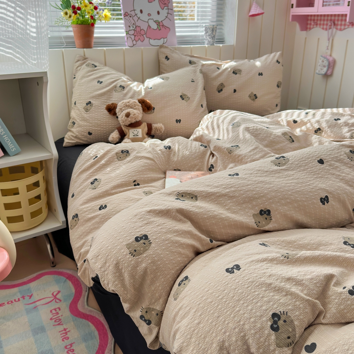 91家纺网 家纺一手货源 找家纺 奈颜 2026新款A类泡芙纱印花四件套学生宿舍三件套-卡通印花系列 黑皮小猫