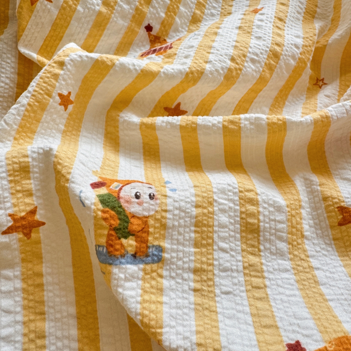 91家纺网 家纺一手货源 找家纺 奈颜 2026新款A类泡芙纱印花四件套学生宿舍三件套-卡通印花系列 条纹星星