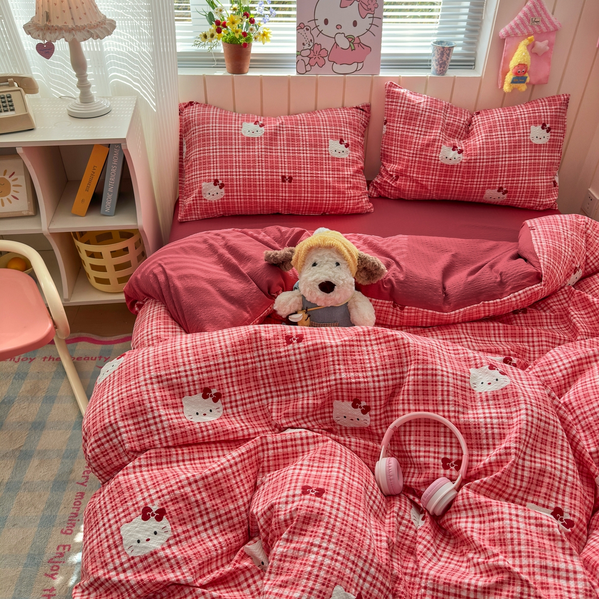 91家纺网 家纺一手货源 找家纺 奈颜 2026新款A类泡芙纱印花四件套学生宿舍三件套-卡通印花系列 红格猫咪