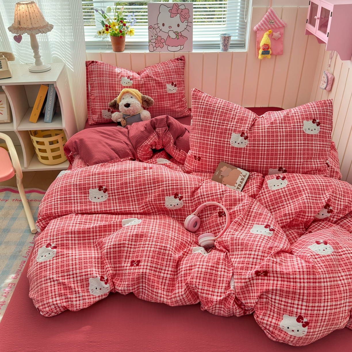 91家纺网 家纺一手货源 找家纺 奈颜 2026新款A类泡芙纱印花四件套学生宿舍三件套-卡通印花系列 红格猫咪