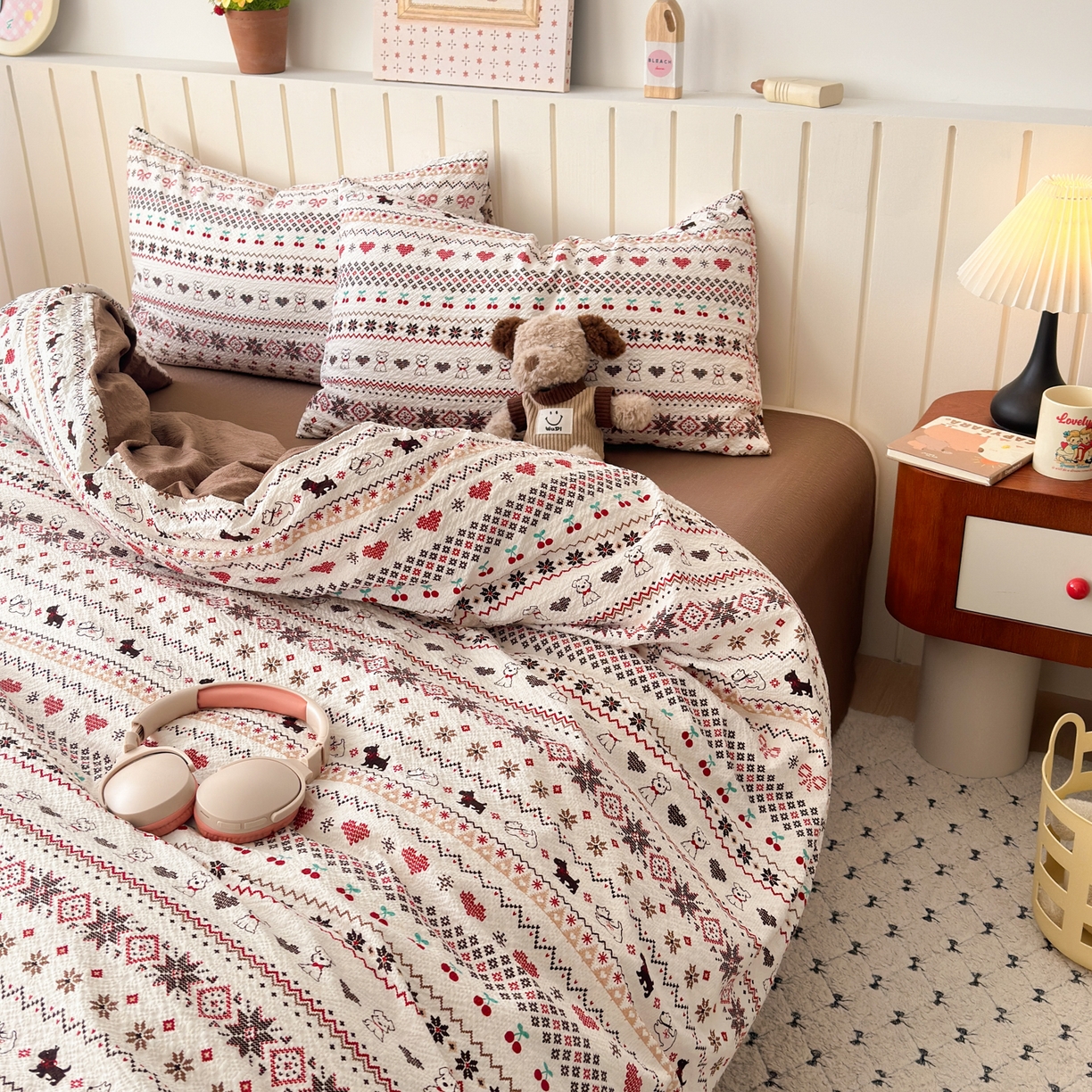 91家纺网 家纺一手货源 找家纺 奈颜 2026新款A类泡芙纱印花四件套学生宿舍三件套-费尔岛系列 费尔岛-小狗多多