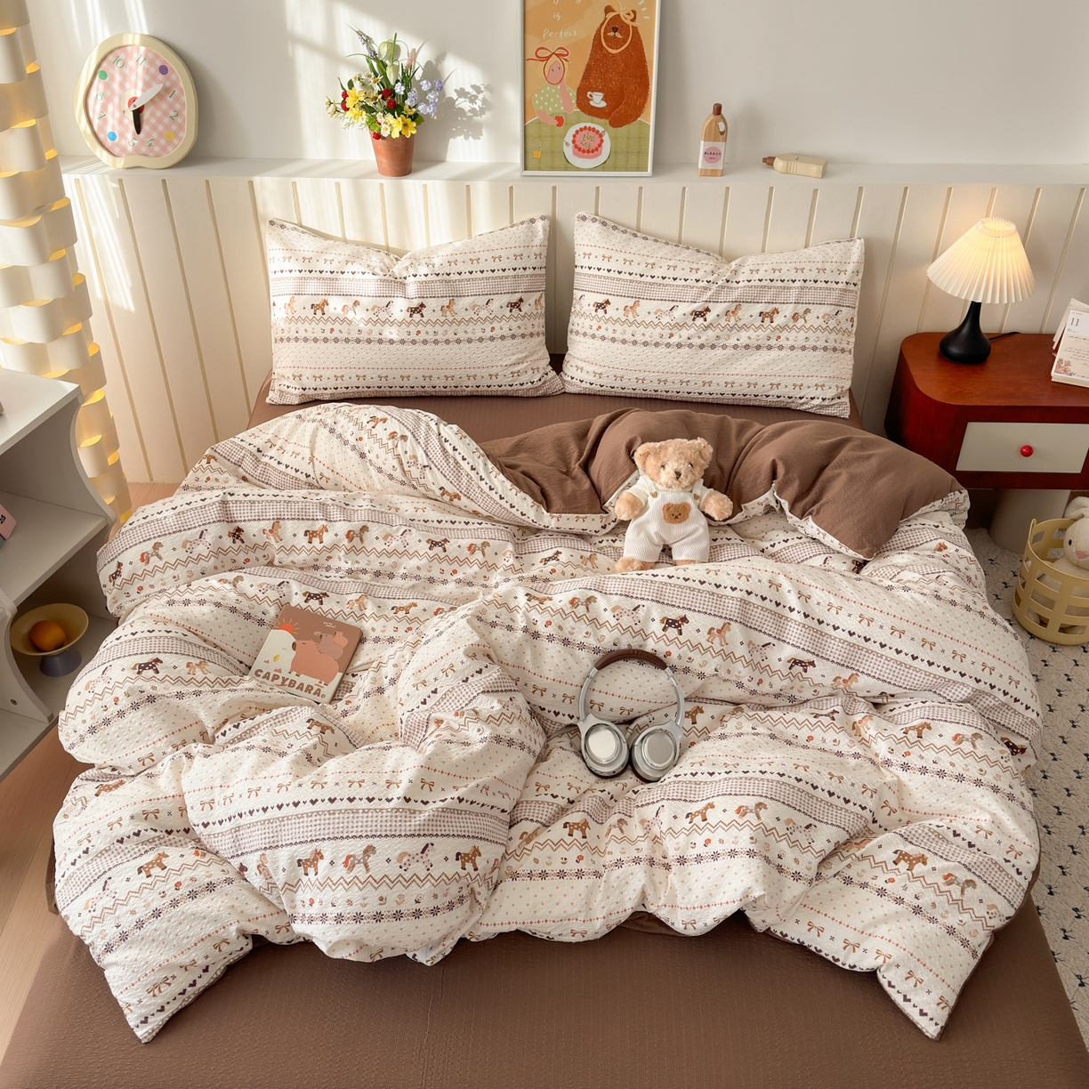 91家纺网 家纺一手货源 找家纺 奈颜 2026新款A类泡芙纱印花四件套学生宿舍三件套-费尔岛系列 费尔岛-三色木马