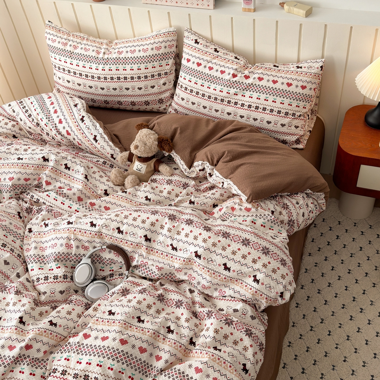 91家纺网 家纺一手货源 找家纺 奈颜 2026新款A类泡芙纱印花四件套学生宿舍三件套-费尔岛系列 费尔岛-小狗多多