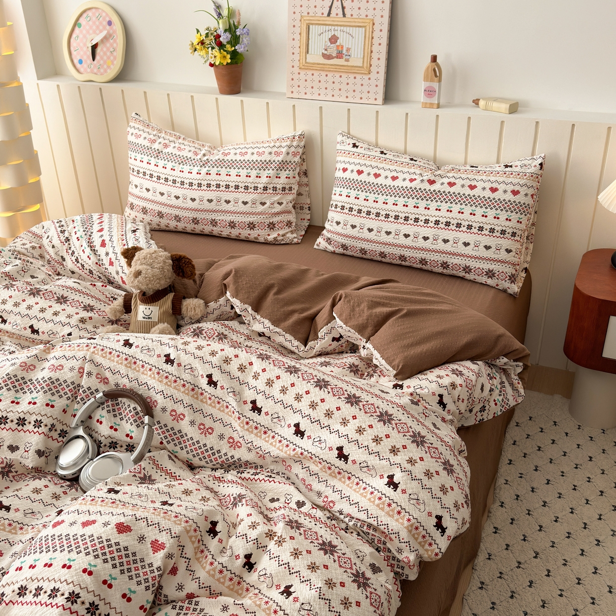 91家纺网 家纺一手货源 找家纺 奈颜 2026新款A类泡芙纱印花四件套学生宿舍三件套-费尔岛系列 费尔岛-小狗多多