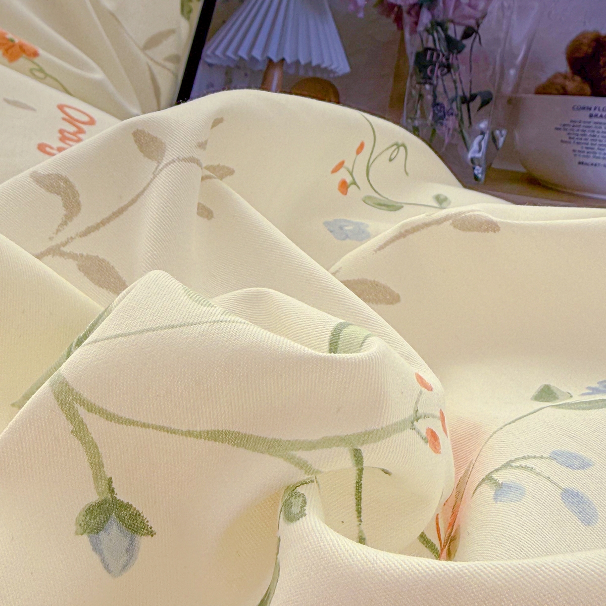 91家纺网 家纺一手货源 找家纺 女子家纺 2026新款全棉纯棉绗缝花边床盖四件套 牵藤兔