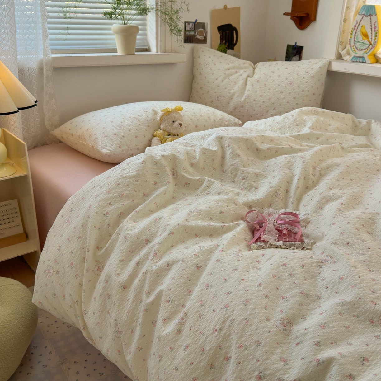 91家纺网 家纺一手货源 找家纺 （总）奈颜 2026新款A类泡芙纱小碎花四件套学生宿舍三件套