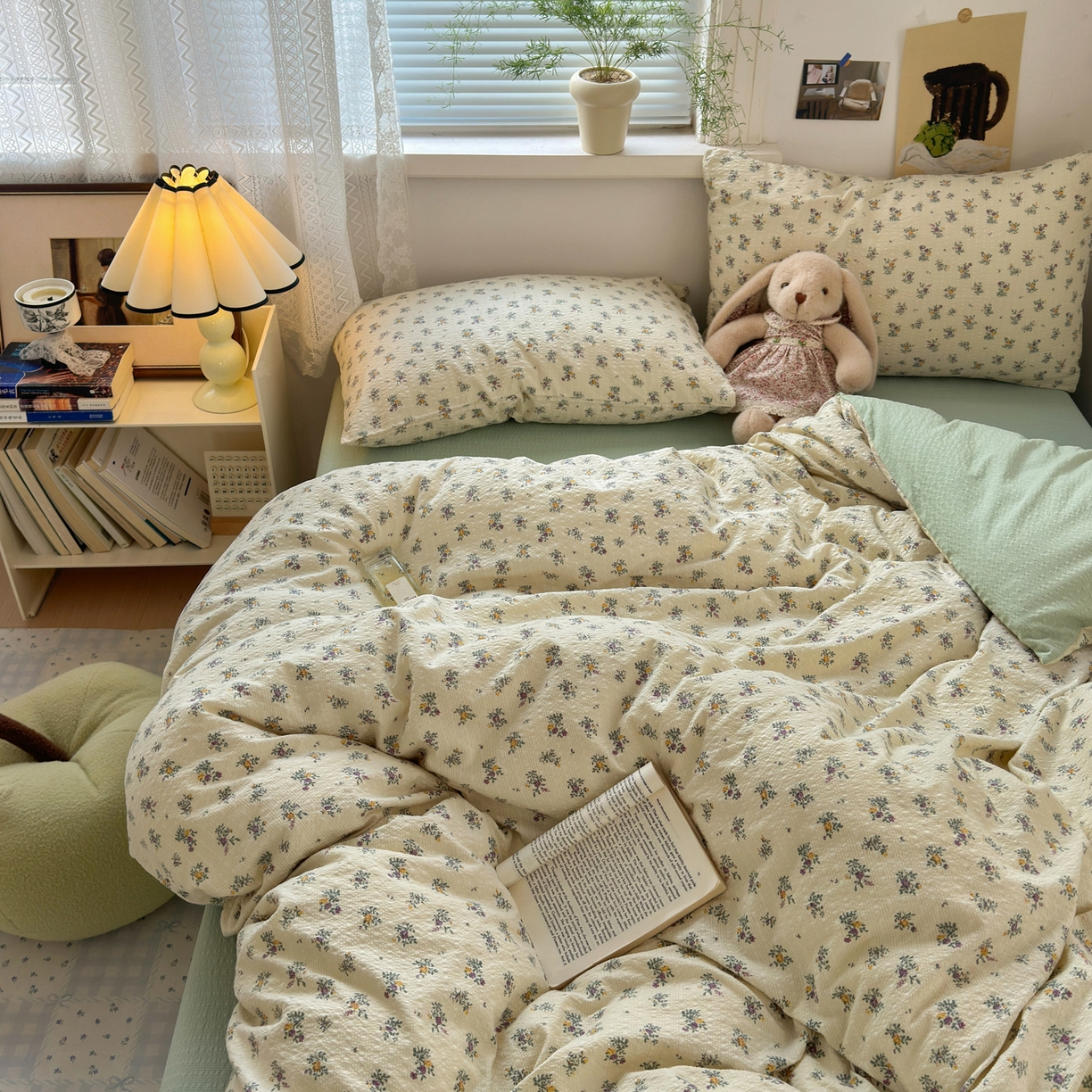 91家纺网 家纺一手货源 找家纺 （总）奈颜 2026新款A类泡芙纱小碎花四件套学生宿舍三件套