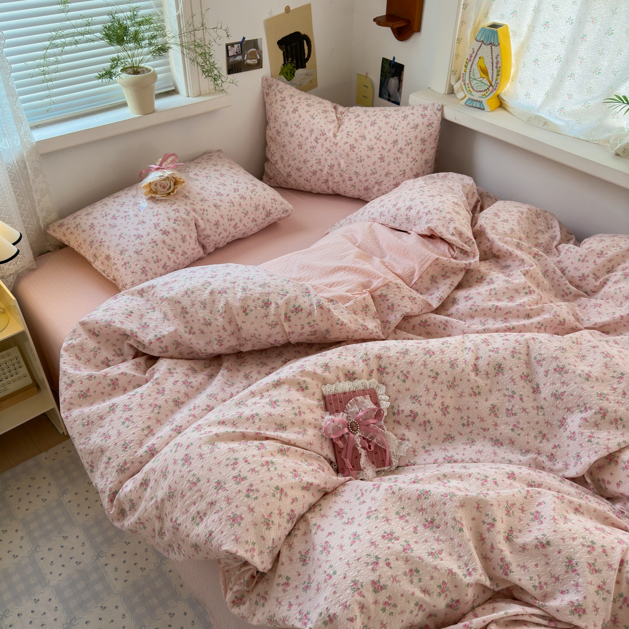 91家纺网 家纺一手货源 找家纺 奈颜 2026新款A类泡芙纱小碎花四件套学生宿舍三件套 花有花期