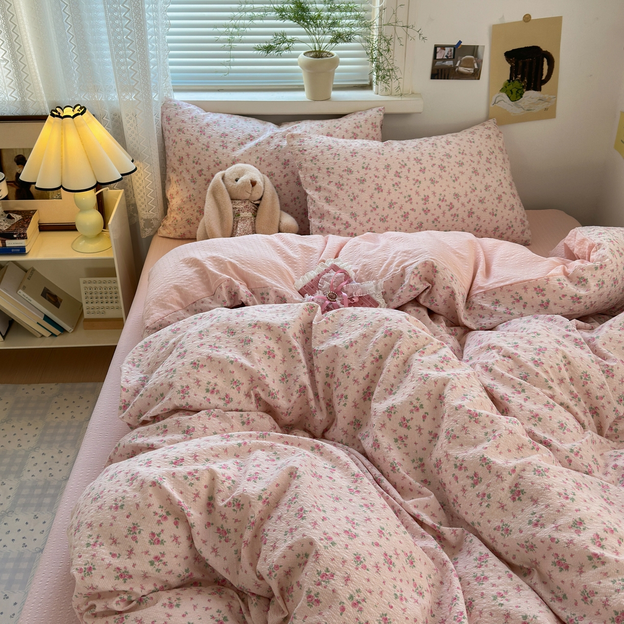 91家纺网 家纺一手货源 找家纺 奈颜 2026新款A类泡芙纱小碎花四件套学生宿舍三件套 花有花期