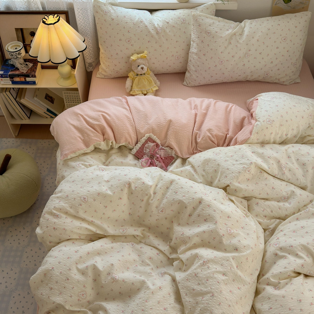 91家纺网 家纺一手货源 找家纺 奈颜 2026新款A类泡芙纱小碎花四件套学生宿舍三件套 兔崽花园