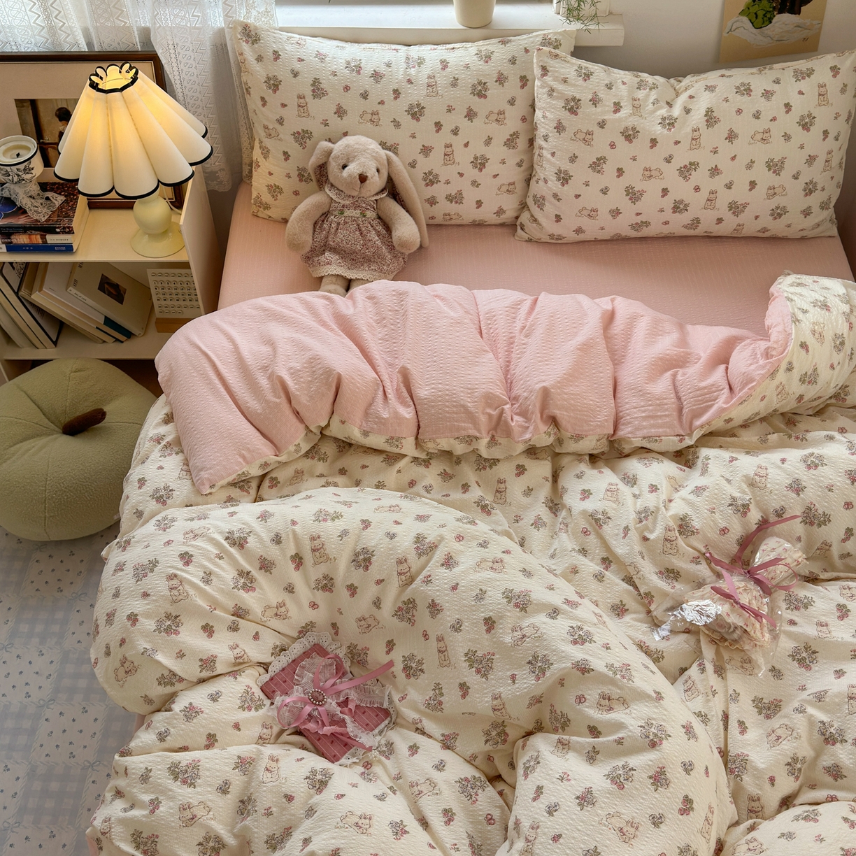 91家纺网 家纺一手货源 找家纺 奈颜 2026新款A类泡芙纱小碎花四件套学生宿舍三件套 春日甜甜