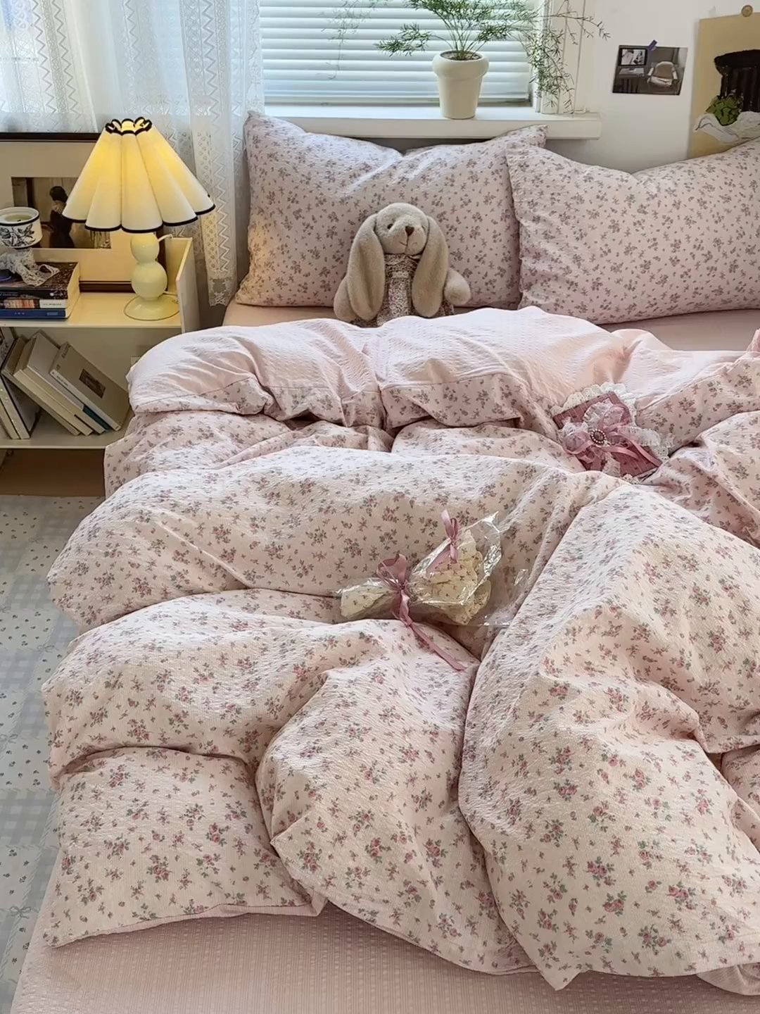 91家纺网 家纺一手货源 找家纺 奈颜 2026新款A类泡芙纱小碎花四件套学生宿舍三件套 花有花期