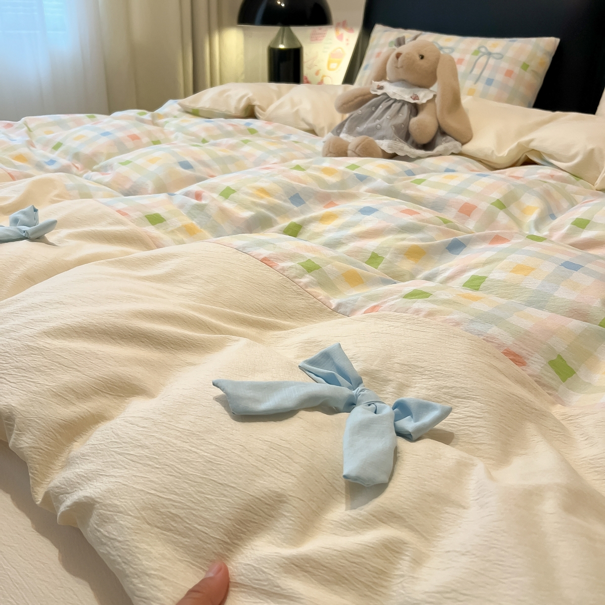 91家纺网 家纺一手货源 找家纺 （总）子钦家纺 2026新款公主风提花泡芙棉拼接刺绣毛巾绣蝴蝶结四件套