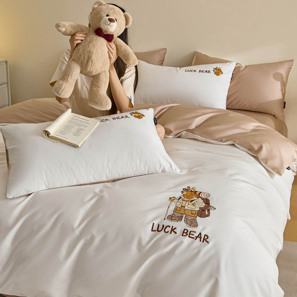 91家纺网 家纺一手货源 找家纺 涵宸家纺 2026新款全棉工艺款四件套-北海道 北海道-白