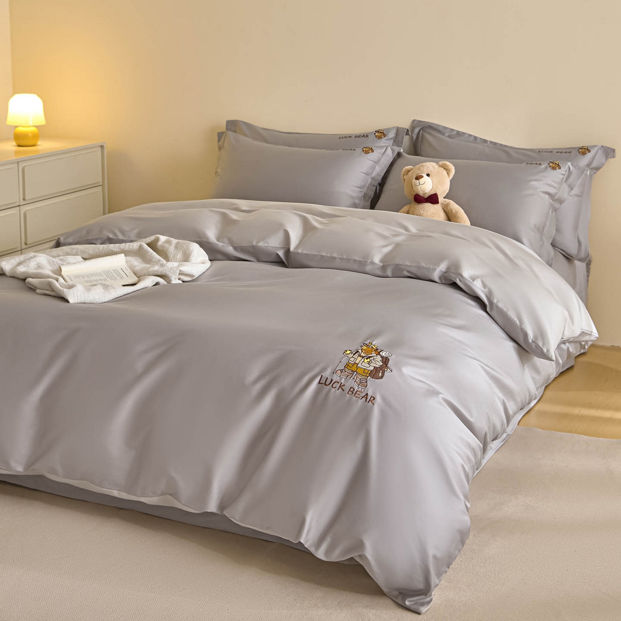 91家纺网 家纺一手货源 找家纺 涵宸家纺 2026新款全棉工艺款四件套-北海道 北海道-灰