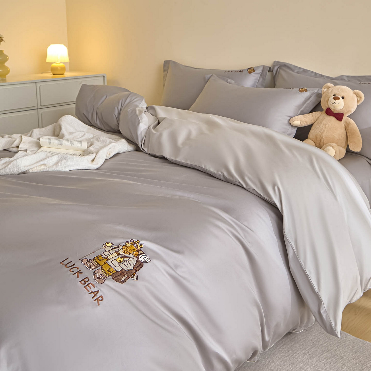 91家纺网 家纺一手货源 找家纺 涵宸家纺 2026新款全棉工艺款四件套-北海道 北海道-灰