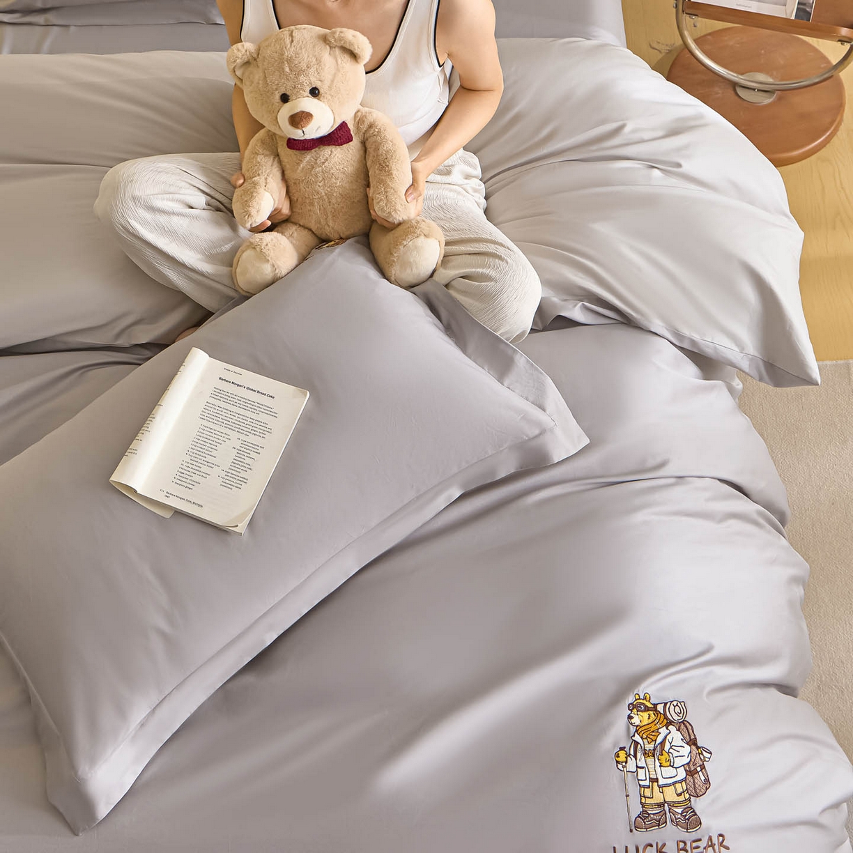 91家纺网 家纺一手货源 找家纺 涵宸家纺 2026新款全棉工艺款四件套-北海道 北海道-灰