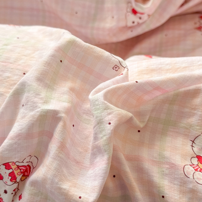 91家纺网 家纺一手货源 找家纺 丽美人家纺 2026新款A类皱皱纱双层印花单被套 BT粉格猫咪