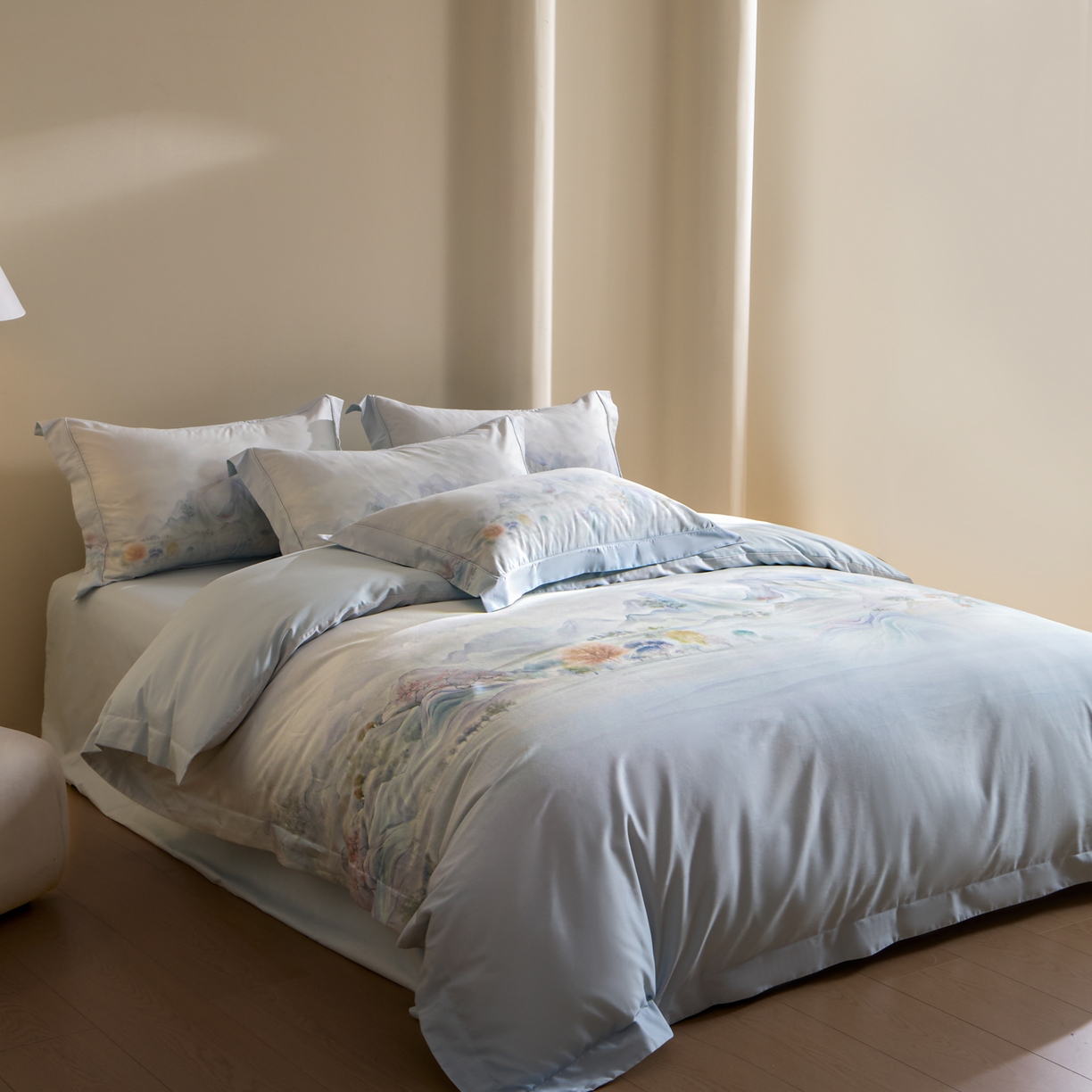 91家纺网 家纺一手货源 找家纺 禾时 2026新款全棉纯棉数码印花埋绳款四件套 淡墨春山（绿）