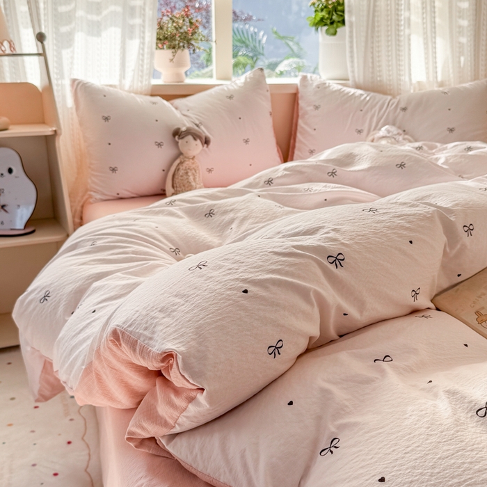 91家纺网 家纺一手货源 找家纺 丽美人家纺 2026新款A类皱皱纱双层印花单被套 BT粉色蝴蝶结