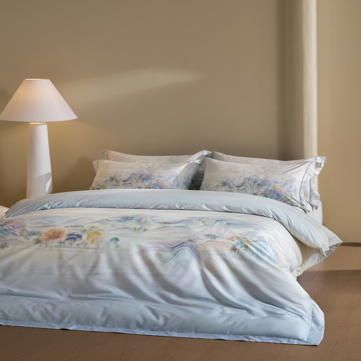 91家纺网 家纺一手货源 找家纺 禾时 2026新款全棉纯棉数码印花埋绳款四件套 淡墨春山（绿）