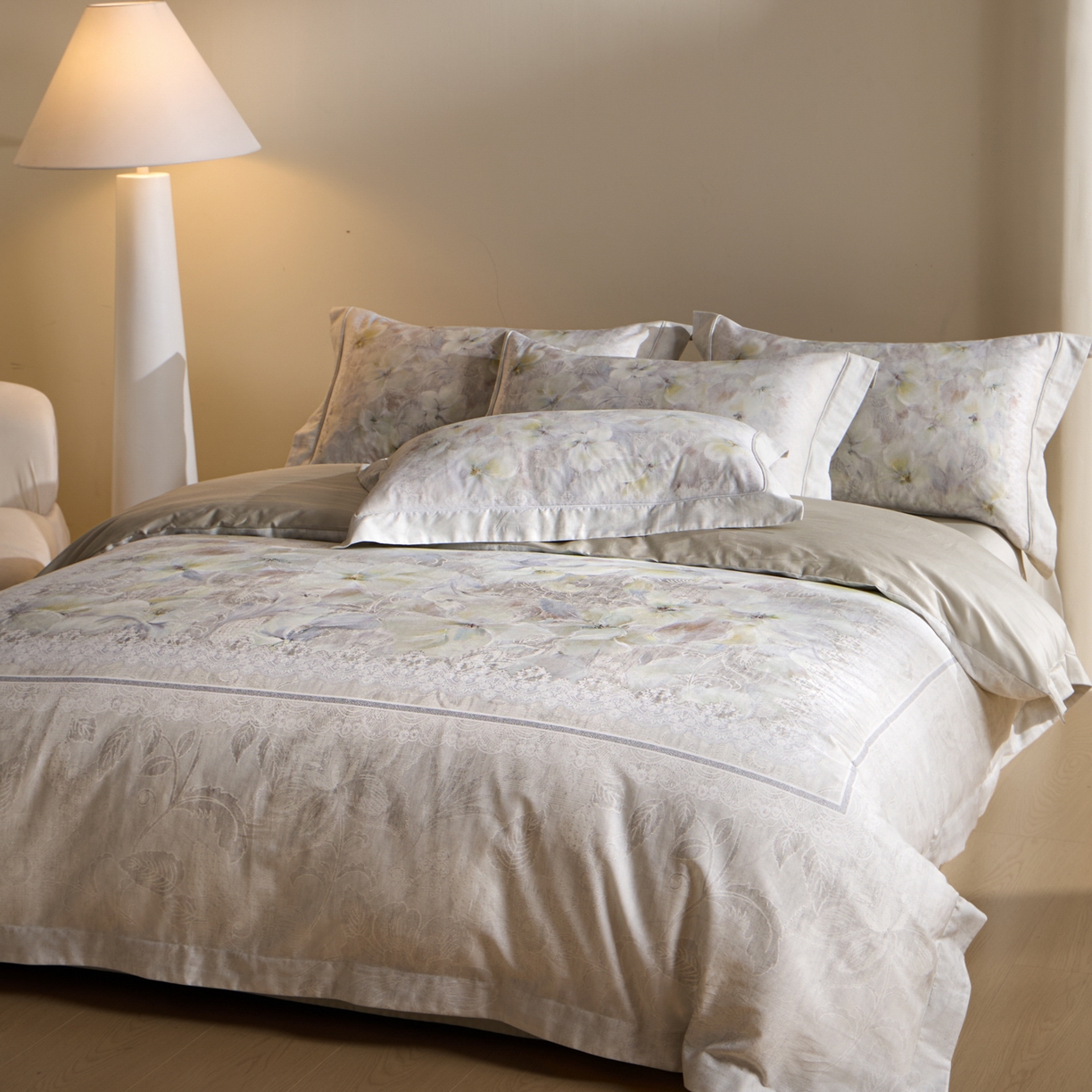 91家纺网 家纺一手货源 找家纺 禾时 2026新款全棉纯棉数码印花埋绳款四件套 绯花若梦（绿）