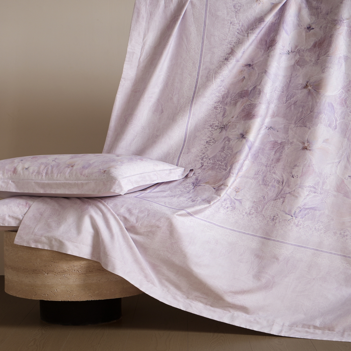 91家纺网 家纺一手货源 找家纺 禾时 2026新款全棉纯棉数码印花埋绳款四件套 绯花若梦（紫）