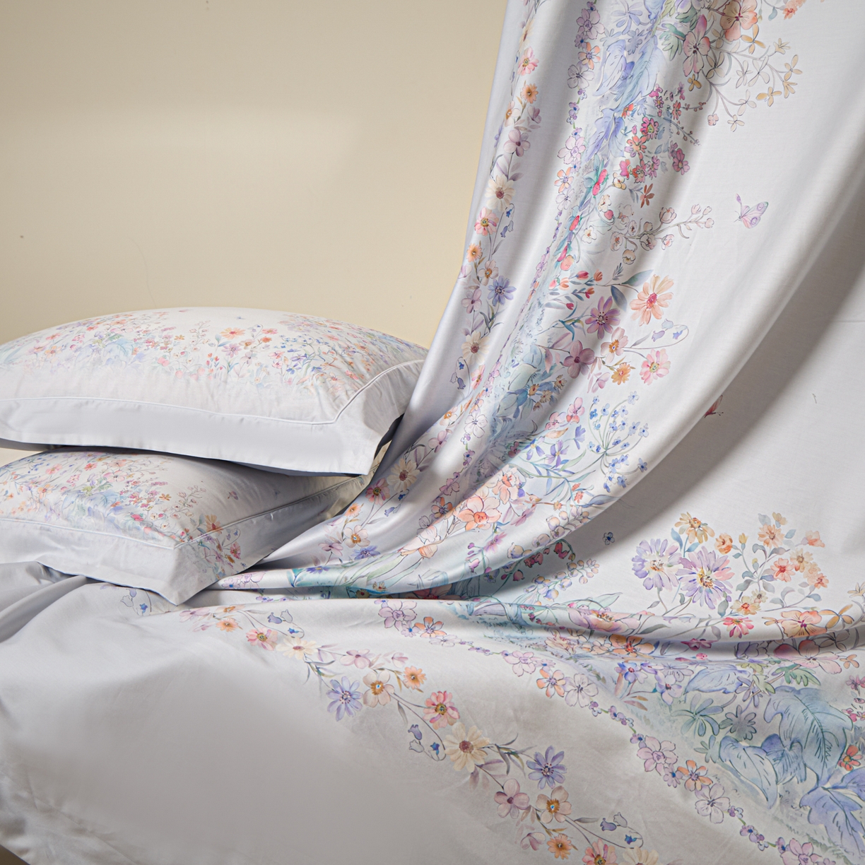 91家纺网 家纺一手货源 找家纺 禾时 2026新款全棉纯棉数码印花埋绳款四件套 花间逐梦（蓝紫）