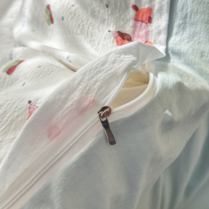 91家纺网 家纺一手货源 找家纺 丽美人家纺 2026新款A类皱皱纱双层印花单被套 BT洛洛小狗