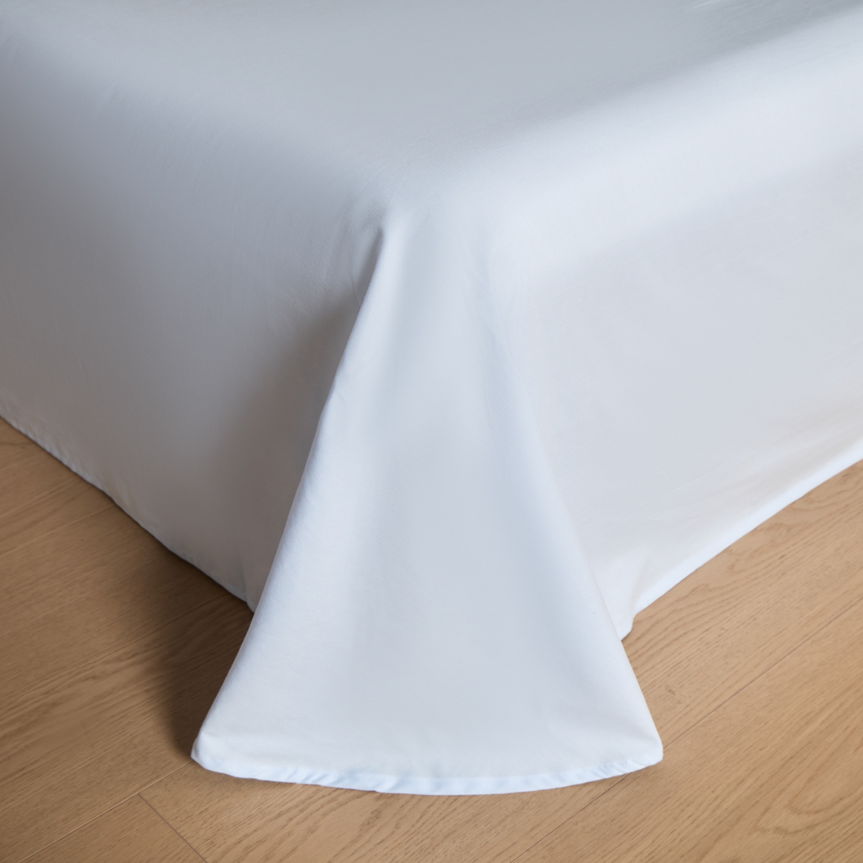 91家纺网 家纺一手货源 找家纺 禾时 2026新款全棉纯棉数码印花埋绳款四件套 花影轻描（蓝）