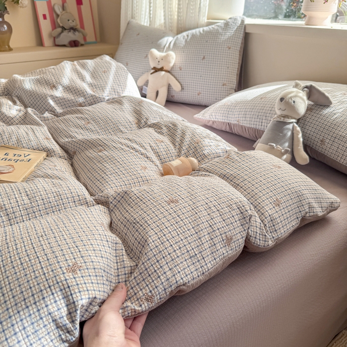 91家纺网 家纺一手货源 找家纺 丽美人家纺 2026新款A类皱皱纱双层印花单被套 BT柔格小狗