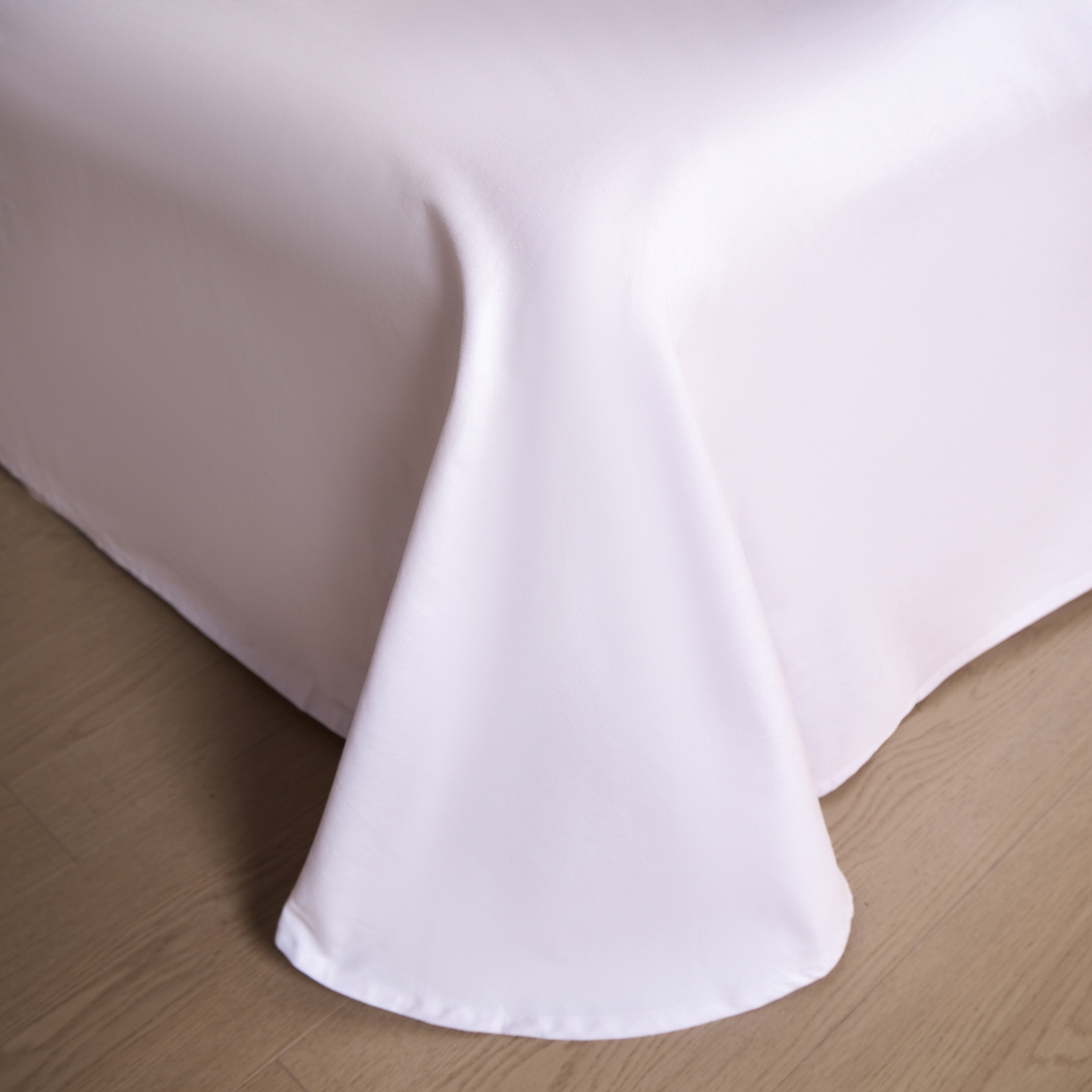 91家纺网 家纺一手货源 找家纺 禾时 2026新款全棉纯棉数码印花埋绳款四件套 花影轻描（紫）