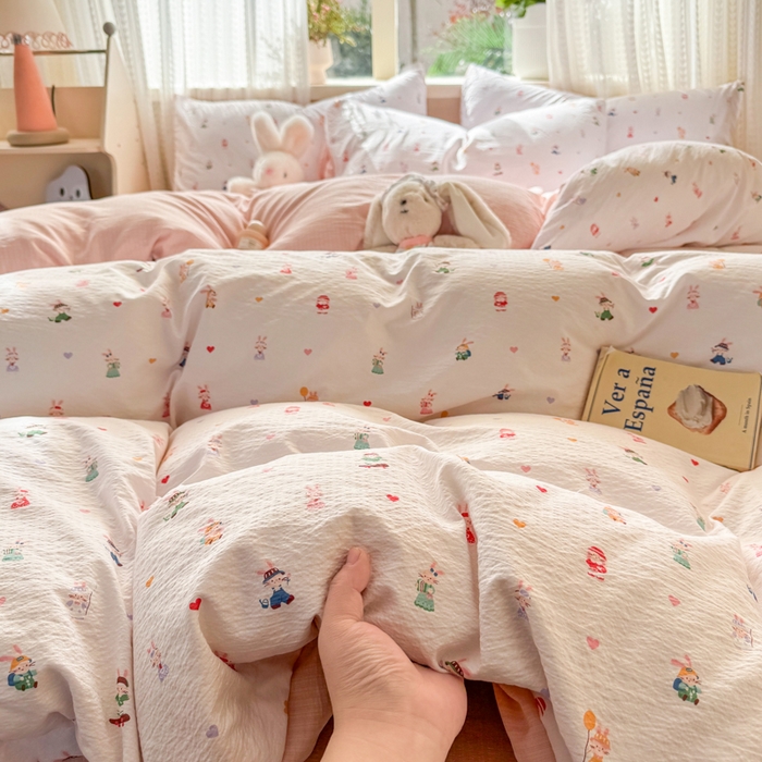 91家纺网 家纺一手货源 找家纺 丽美人家纺 2026新款A类皱皱纱双层印花单被套 BT桃心萌兔集