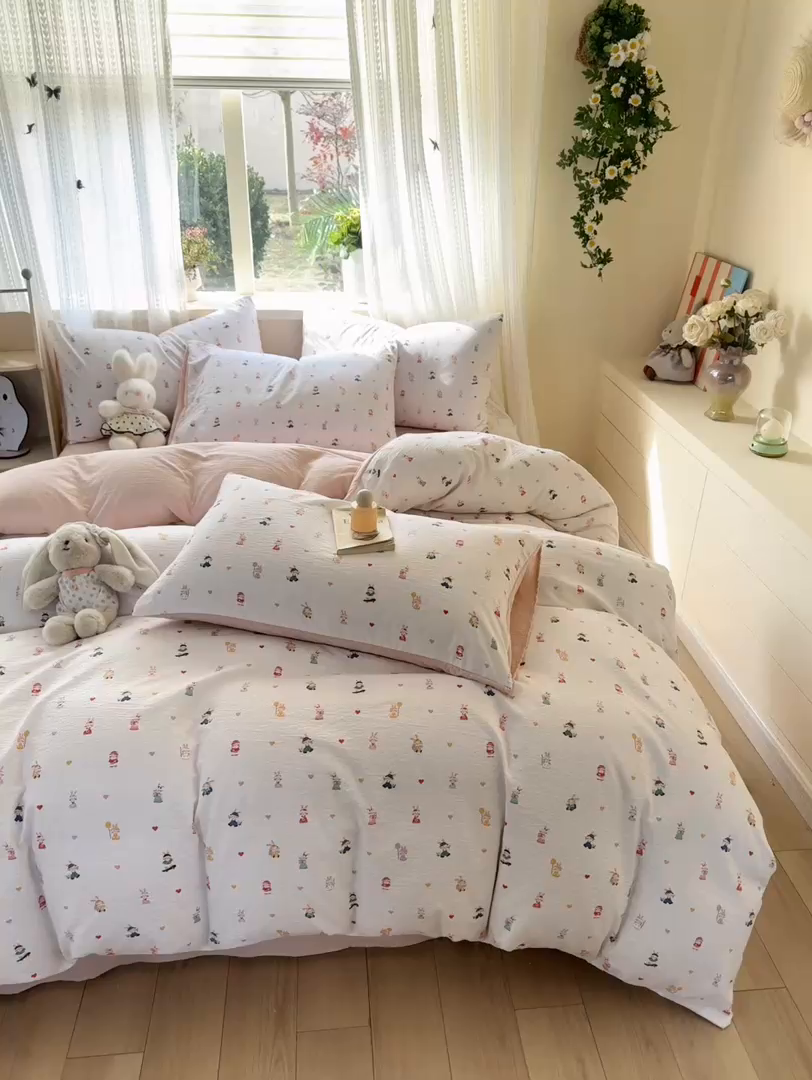 91家纺网 家纺一手货源 找家纺 丽美人家纺 2026新款A类皱皱纱双层印花单被套 BT桃心萌兔集