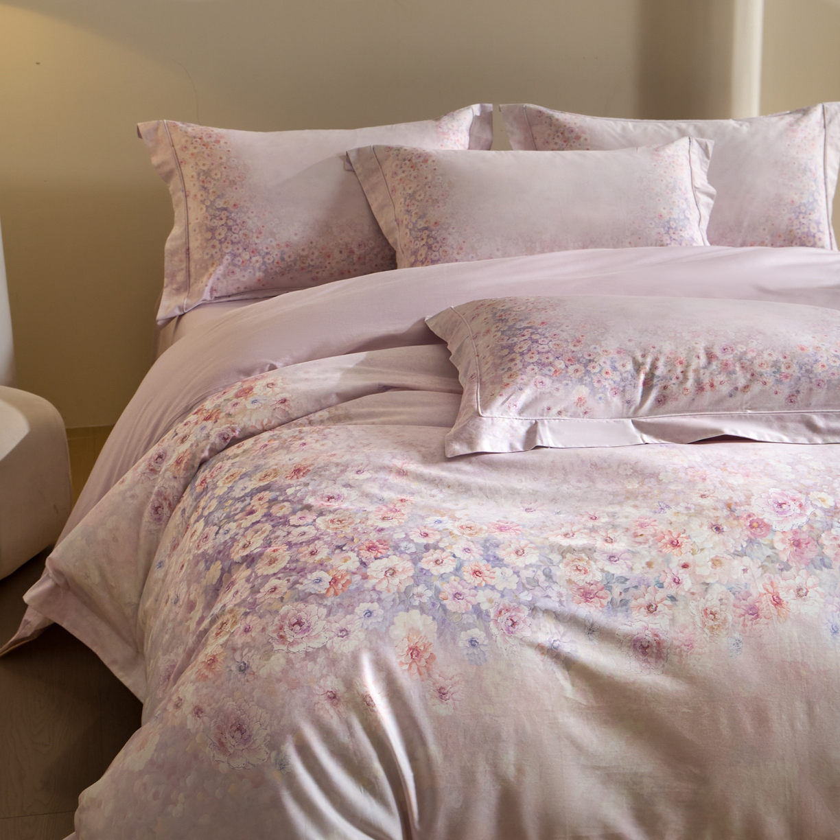 91家纺网 家纺一手货源 找家纺 禾时 2026新款全棉纯棉数码印花埋绳款四件套 浅春织梦（紫）