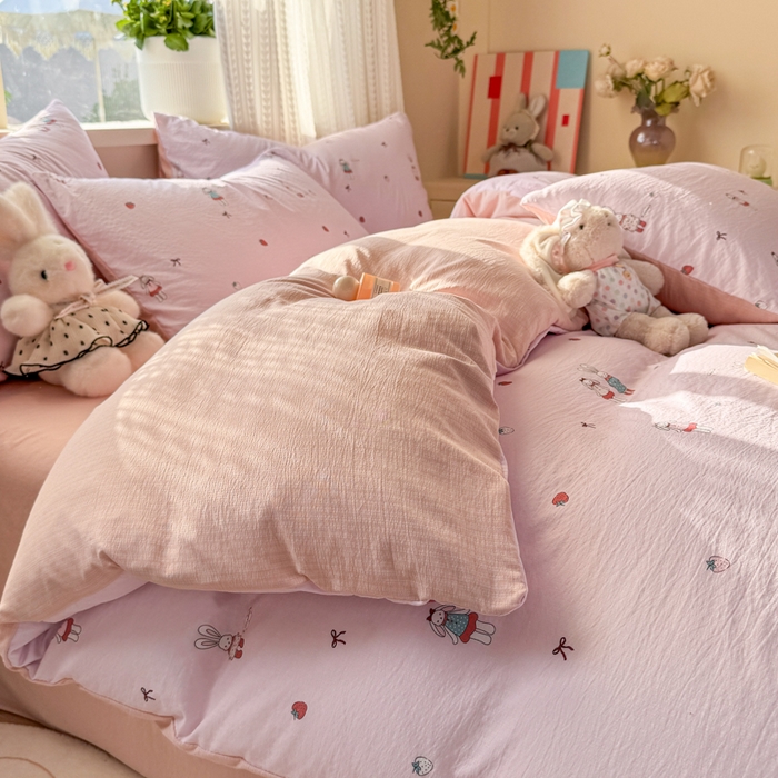 91家纺网 家纺一手货源 找家纺 丽美人家纺 2026新款A类皱皱纱双层印花单被套 BT兔小姐