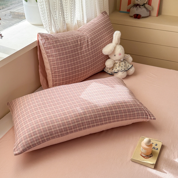 91家纺网 家纺一手货源 找家纺 丽美人家纺 2026新款A类皱皱纱双层印花单被套 BT英伦红格