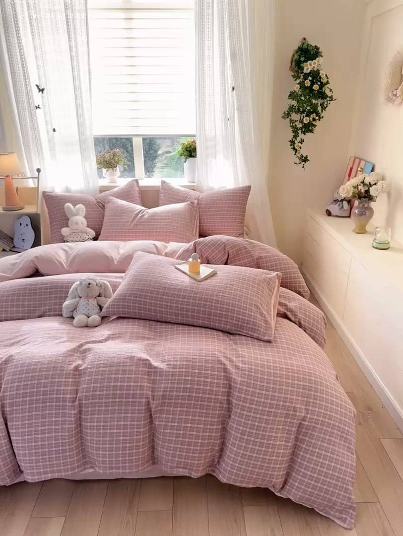 91家纺网 家纺一手货源 找家纺 丽美人家纺 2026新款A类皱皱纱双层印花单被套 BT英伦红格