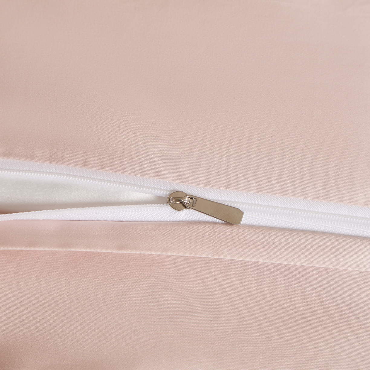 91家纺网 家纺一手货源 找家纺 禾时 2026新款全棉纯棉数码印花埋绳款四件套 浅芜（粉）