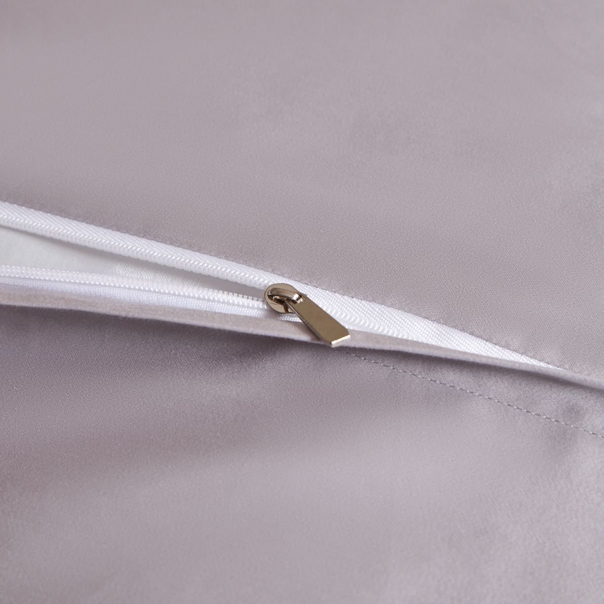 91家纺网 家纺一手货源 找家纺 禾时 2026新款全棉纯棉数码印花埋绳款四件套 雾花蝶影（紫）